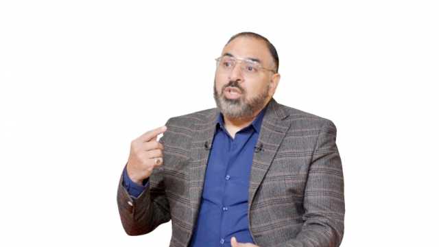مصطفى الكيلاني: إدراج «القاهرة للدراما» ضمن فعاليات «العالم علمين» أمر إيجابي