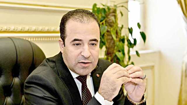توصية برلمانية بحظر استخدام الموبايلات المزودة بكاميرات داخل المدارس