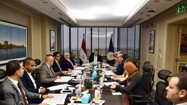 وزير السياحة: دراسة مقترح بتقديم باقة تحفيز إضافية لشركات الطيران
