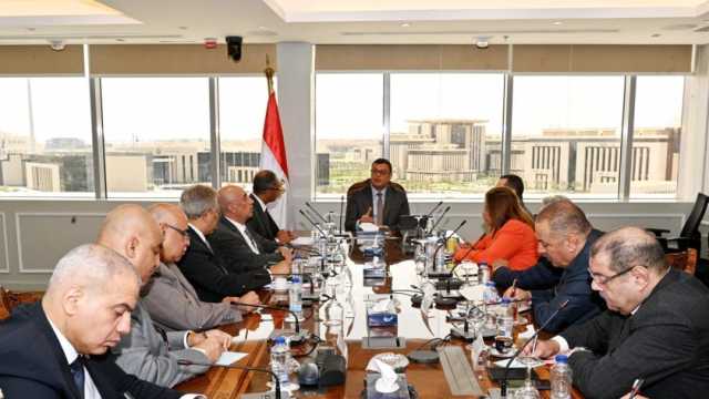 وزير الإسكان: الرئيس السيسي وجه بضرورة إيجاد حلول بديلة وغير تقليدية لتحقيق التنمية
