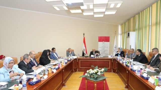 وزير التعليم يوجّه باختيار مدربين أكفاء لتطوير أداء المدرس وتطبيق معايير الجودة