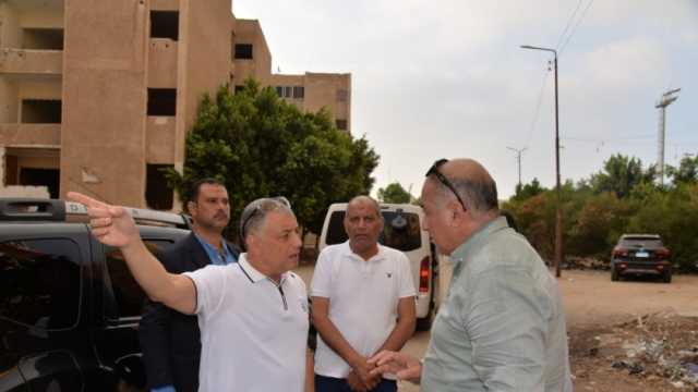 محافظ الإسماعيلية: إنشاء لجنة لتطوير نادي المنتزه ورفع كفاءته