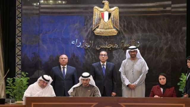رئيس الوزراء يشهد توقيع مذكرة إنشاء مصنع لبطاريات تخزين الطاقة مع الإمارات
