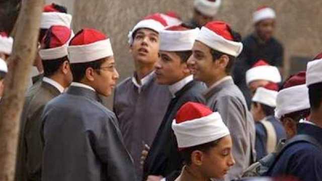 طلاب النقل الأزهري يؤدون امتحانات العلوم والحديث واللغة الأجنبية اليوم