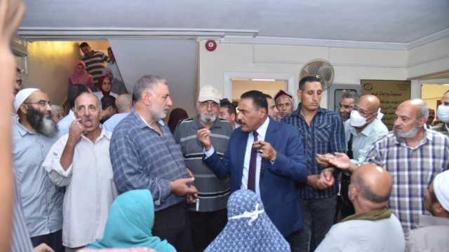 محافظ مطروح: توفير استشاريين قلب في مستشفيات التأمين الصحي