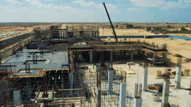 «النقل» تكشف مستجدات تنفيذ محطات جديدة بالخط الأول للقطار الكهربائي السريع