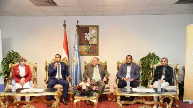 محافظ أسيوط يشهد ختام برنامج «المرأة تقود في المحافظات المصرية»