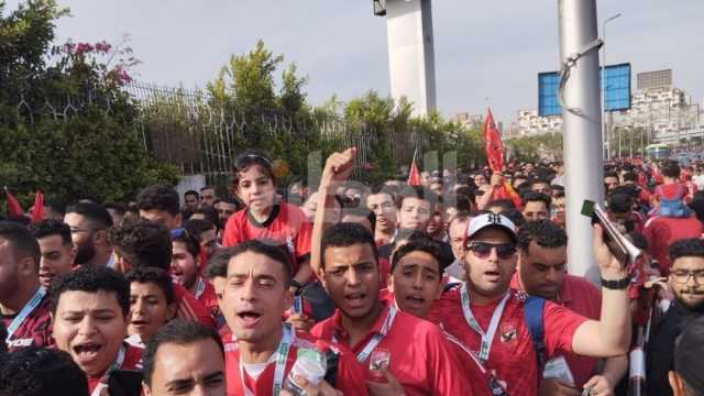 جماهير الأهلي تقف في صف الزمالك للمرة الأولى منذ سنوات.. ما القصة؟