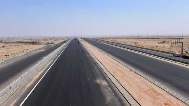 اقتصاديون: مشروعات البنية التحتية أسهمت في زيادة الاستثمارات ودعمت الصناعات الوطنية