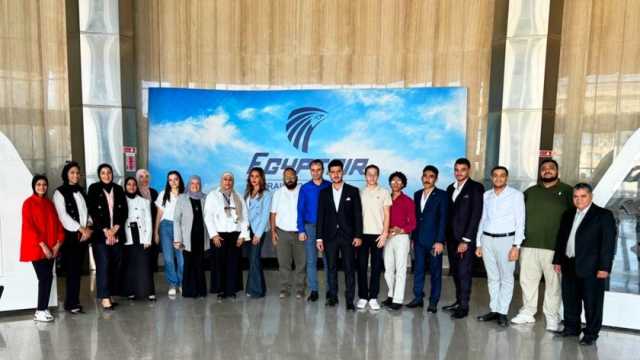 «مصر للطيران» تشارك في مبادرة بداية جديدة.. محاضرات تعريفية مجانية