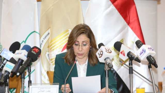 بدء عزاء والدة وزيرة الثقافة بمسجد الشرطة