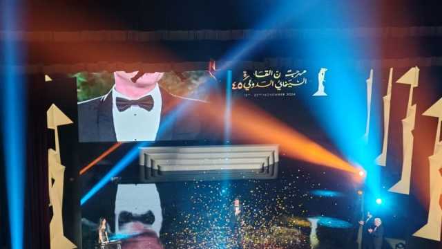 أحمد عز يكشف لـ«الوطن» سبب إهداء تكريمه في مهرجان القاهرة السينمائي لعادل إمام