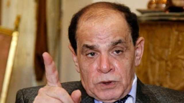 أستاذ قانون دستوري: الرئيس المنتخب يؤدي اليمين أمام مجلس النواب في جلسة خاصة