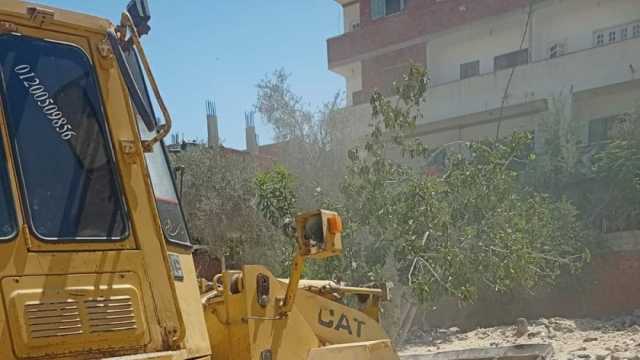 تطهير مجرى وادي العريش تحسبا لسقوط أمطار غزيرة