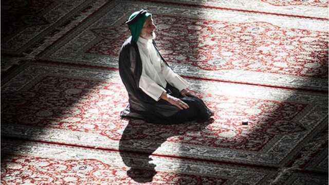 مواقيت الصلاة وموعد أذان الفجر في سوريا اليوم الأحد 17-3-2024