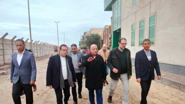 رئيس «القومية لسلامة الغذاء» يزور معمل الهيئة بميناء دمياط