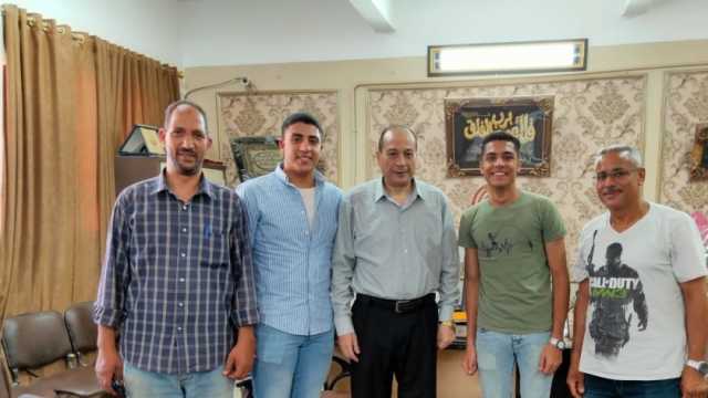 مدير «تعليم المنيا» يستقبل الرابع على الجمهورية في الثانوية العامة