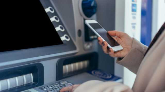 «لو الفلوس مخرجتش من لـATM».. اعرف طريقة رد المبلغ لحسابك البنكي مرة أخرى
