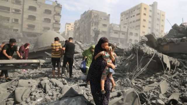 غارات إسرائيلية كثيفة على حي الزيتون شمالي قطاع غزة