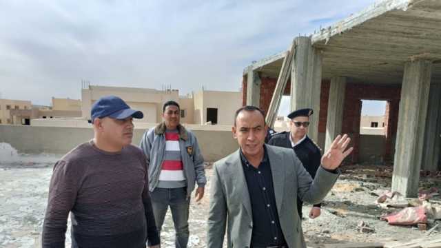 إزالة تعديات وتحرير محاضر للمخالفين في جولة لرئيس جهاز مدينة الشروق