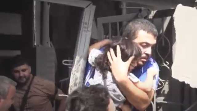 أستاذ علاقات دولية: مصر تحشد المجتمع الدولي لوقف إطلاق النار في غزة