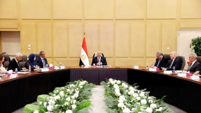 كامل الوزير: «تصديق فوري لإعادة تشغيل ومساعدة المصانع المتعثرة»