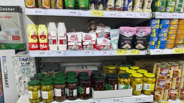 السلاسل التجارية الكبرى تضع المنتج المصري في الصدارة.. «شجع صناعة بلدك»