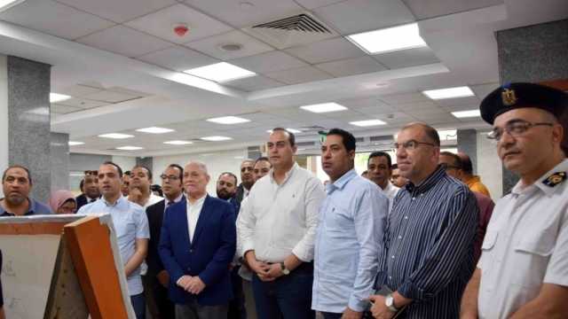 محافظ الأقصر يستقبل وفد الهيئة العامة للرعاية الصحية