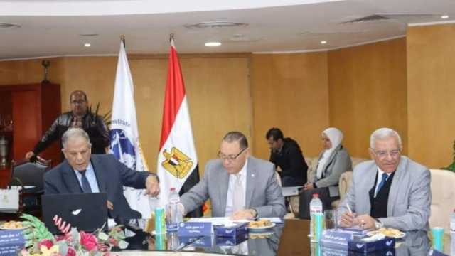 محافظ الشرقية: الدولة تولي اهتماما كبيرا لتحسين مستوى التعليم