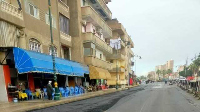 رصف ورفع كفاءة طريق الكورنيش بدمنهور بتكلفة 10 ملايين جنيه