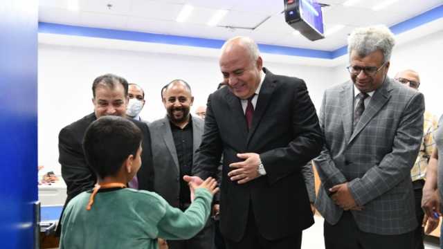 محافظ قنا يزور مصابي غزة بالمستشفيات الجامعية 