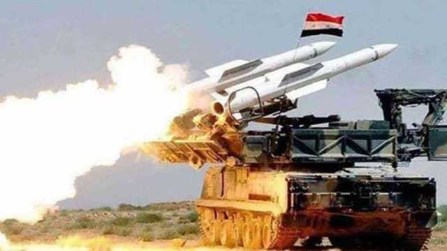 «سانا»: الدفاعات الجوية السورية تتصدى لغارة إسرائيلية على دمشق (فيديو)