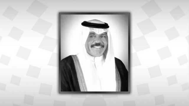 نجوم الفن ينعون أمير الكويت.. أبرزهم أكرم حسني