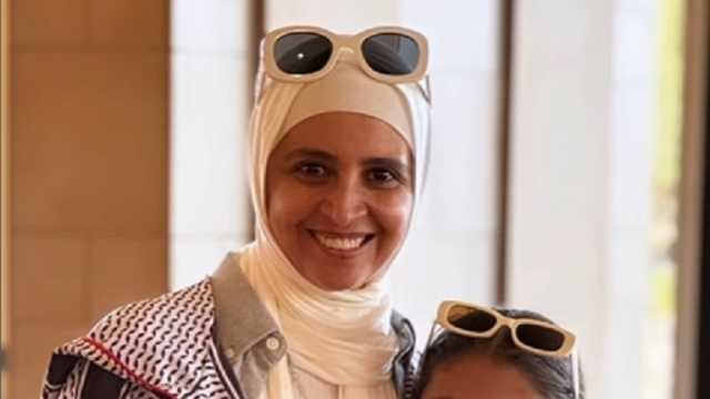 مشغولة بمهمة عائلية.. كيف تعيش حنان ترك حياتها بعد الاعتزال؟