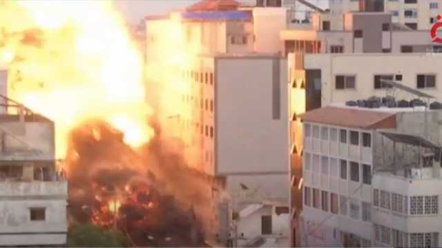 الأونروا: إسرائيل تبلغ المحاصرين في مركز صناعة خان يونس بمغادرة مأوى قصفته دباباته