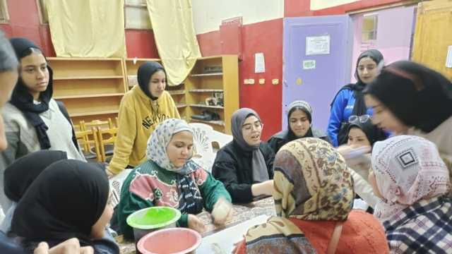 وزارة الشباب تدرب فتيات القليوبية على صناعة الشموع بمبادرة «حرفتك - مهنتك»