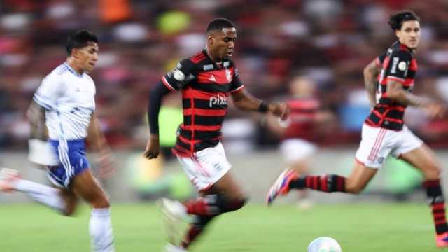 فلامنجو يبحث عن تعزيز صدراته للدوري البرازيلي أمام أتليتيكو مينيرو