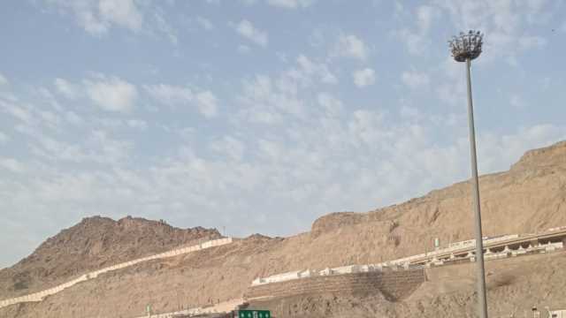 «السياحة»: بدء عودة حجاج مستوى الـ5 نجوم إلى أرض الوطن