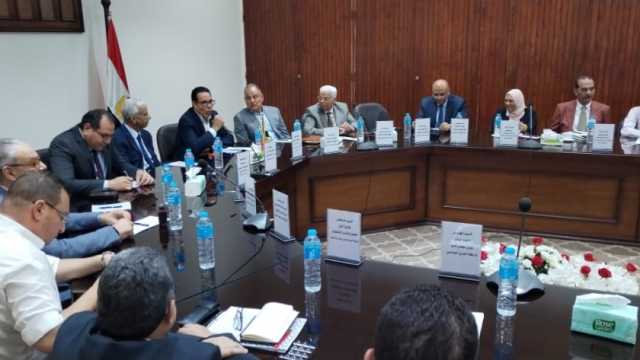 عمال الغزل والنسيج يجددون الثقة في الرئيس السيسي بمناسبة ذكرى 30 يونيو