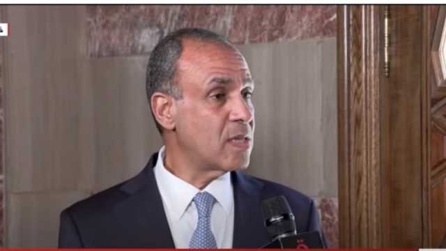 بدر عبد العاطي يبحث مع وزير التجارة السعودي تبادل الخبرات في البنية التحتية
