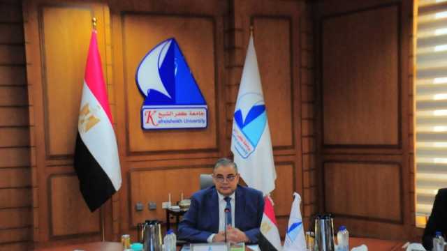 منح درجتي الماجستير والدكتوراه لـ51 باحثا في جامعة كفر الشيخ