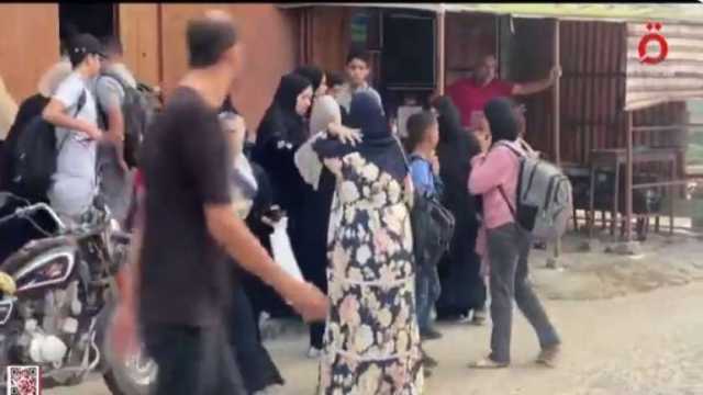 نزوح عائلات فلسطينية من المناطق المتاخمة لغلاف قطاع غزة