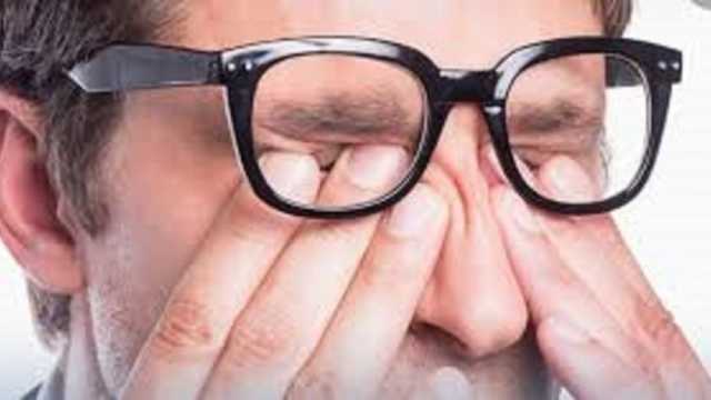 طبيب: 600 مليون شخص حول العالم لا يستطيعون الرؤية من مسافة بعيدة