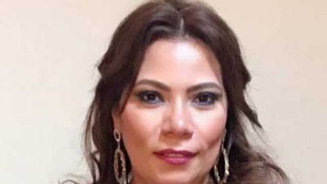 إيمان السيد تحذر محبيها: «مليش صفحات على فيسبوك»