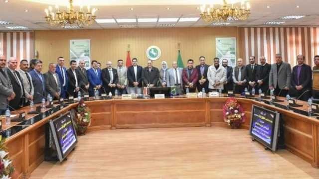 محافظ الشرقية يكرم المساهمين في إنجازات بطولات «الهوكي» بالشرقية