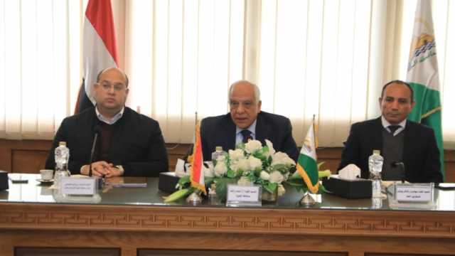 محافظ الجيزة: ضخ 15 ألف طن سكر إضافي بالمنافذ والسلاسل التجارية