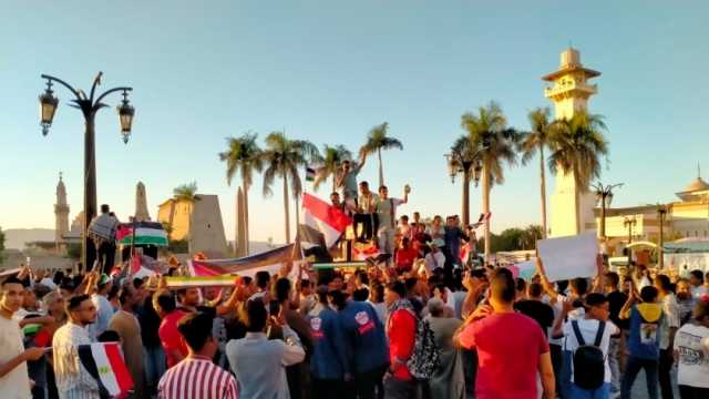 مظاهرات في أسوان دعما لتصريحات الرئيس السيسي الرافضة لتهجير الفلسطينيين