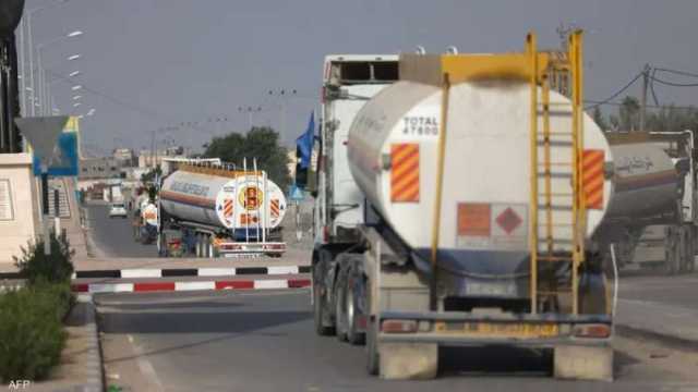 كاتب صحفي: دخول أول شاحنة وقود من معبر رفح لغزة «ثمرة الضغوط المصرية»