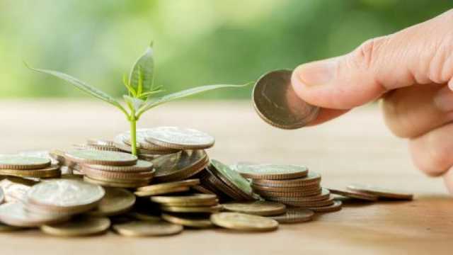 هل الصدقة تجوز على الحي؟.. «الإفتاء» تجيب