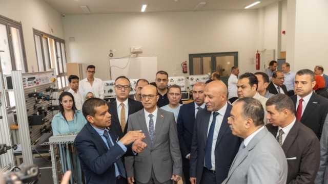 محافظ أسيوط: المجمع التعليمي التكنولوجي يهدف لإعداد جيل مناسب لسوق العمل